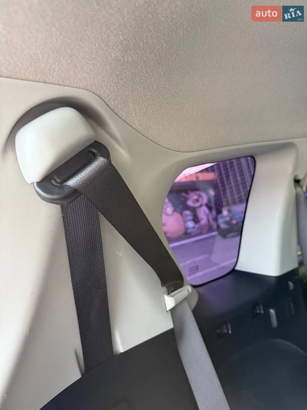 2010 Mitsubishi Outlander - мініатюра 32