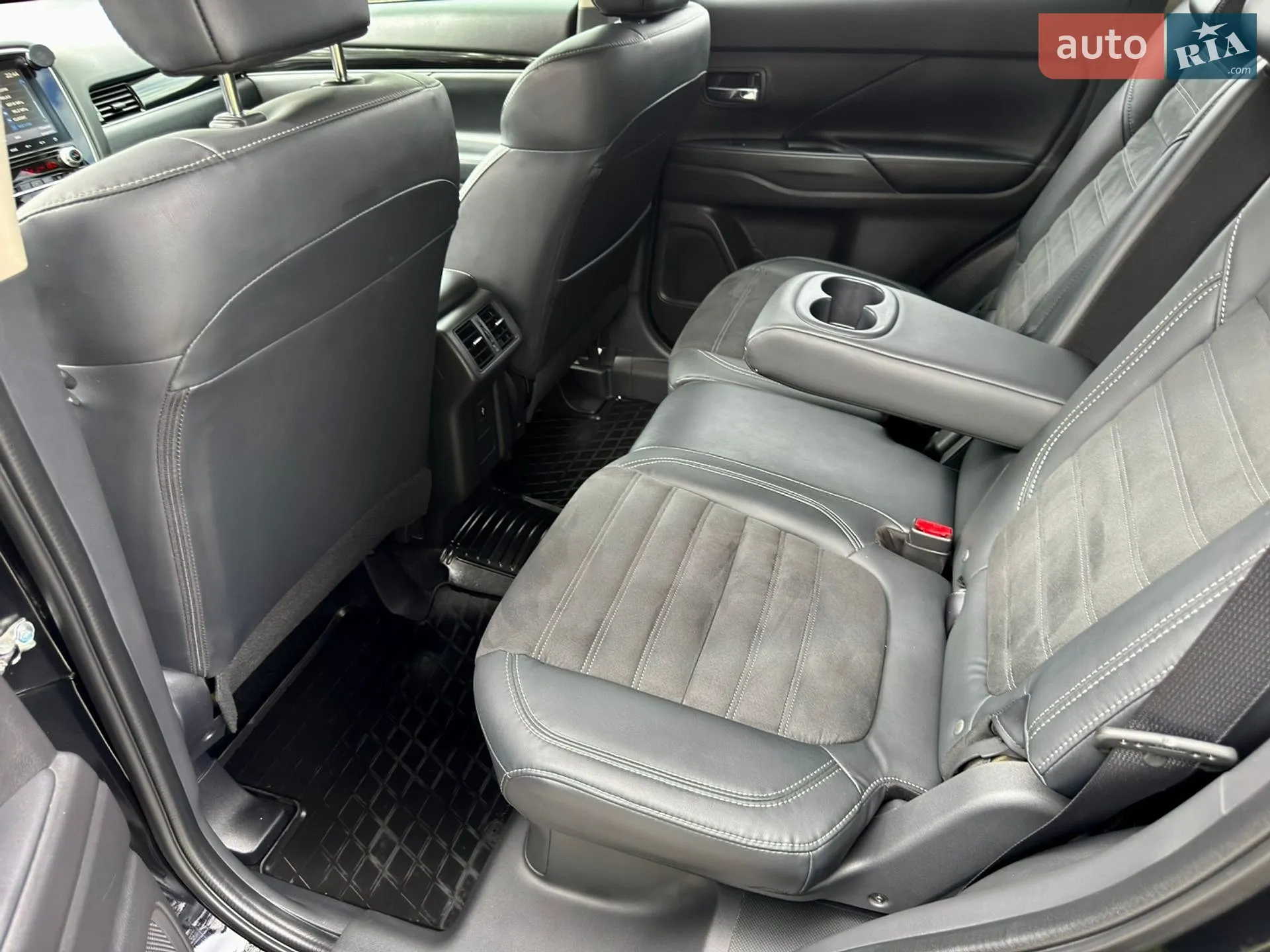 2021 Mitsubishi Outlander - мініатюра 54