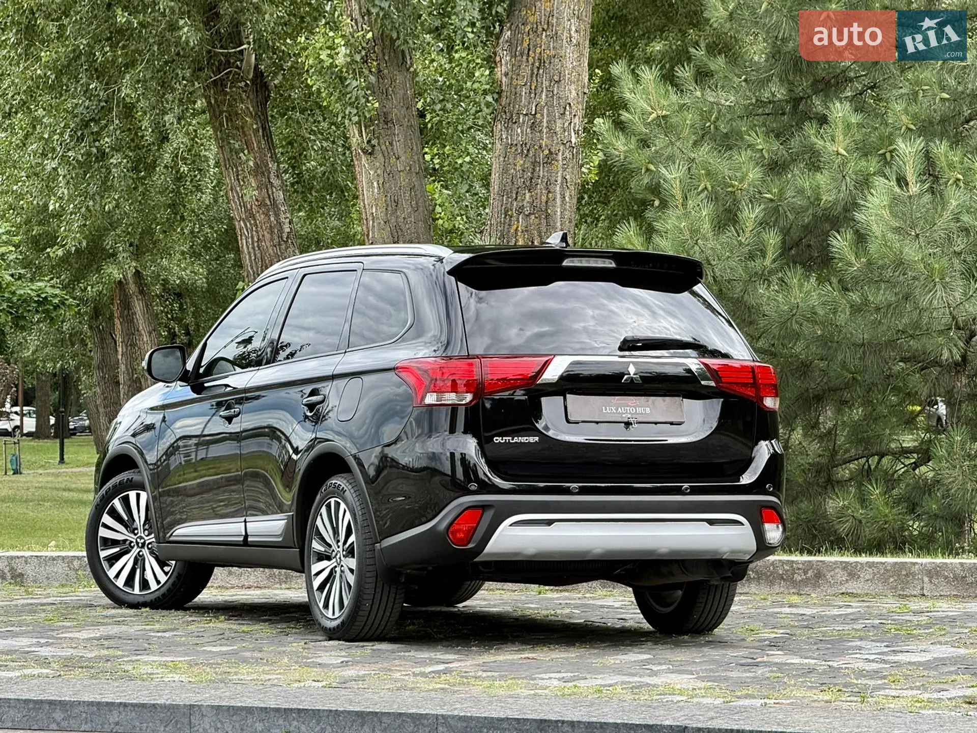 2021 Mitsubishi Outlander - мініатюра 220