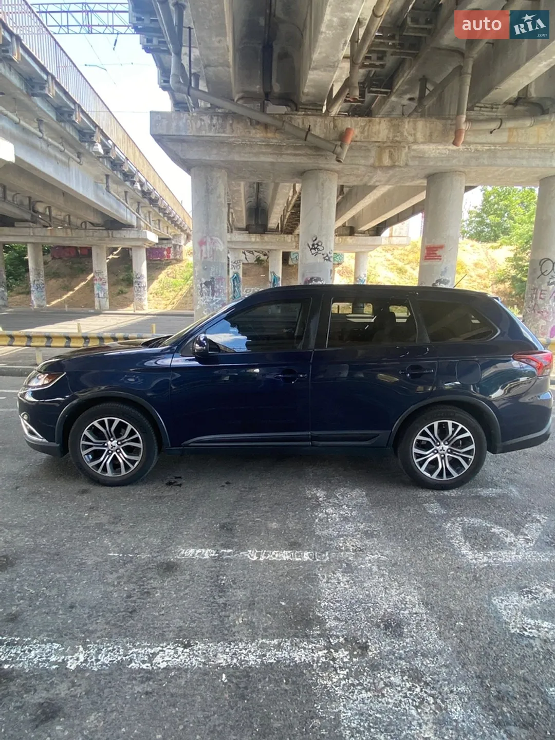 2016 Mitsubishi Outlander - мініатюра 8