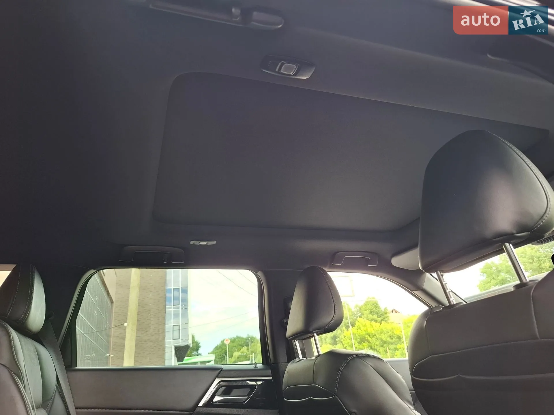 2022 Mitsubishi Outlander - мініатюра 33