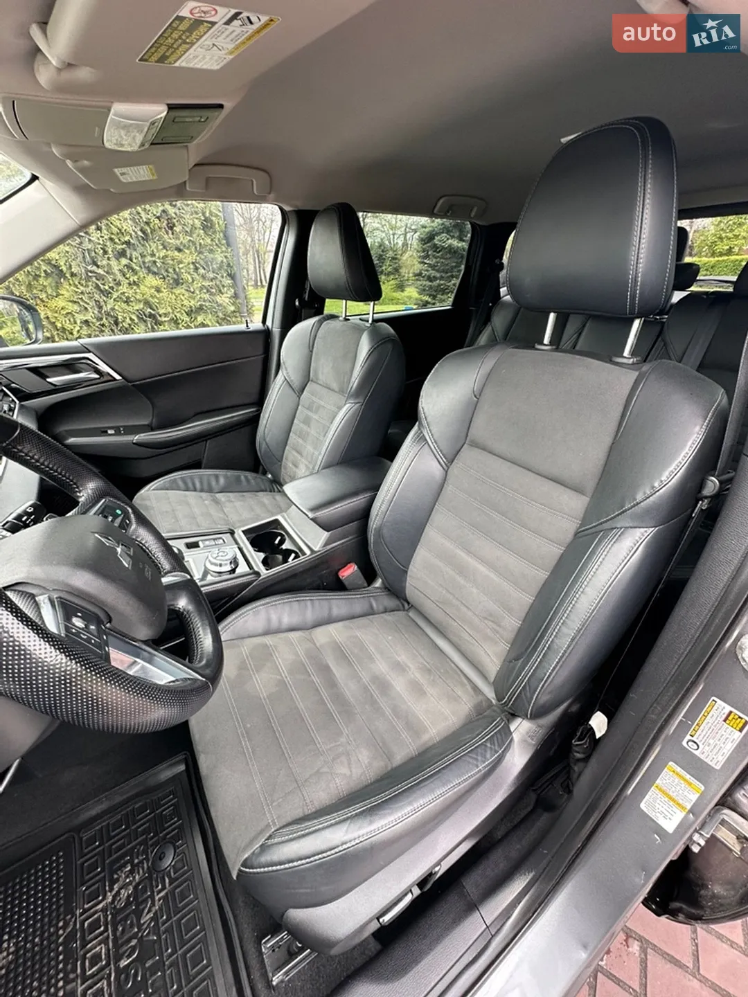 2021 Mitsubishi Outlander - мініатюра 20