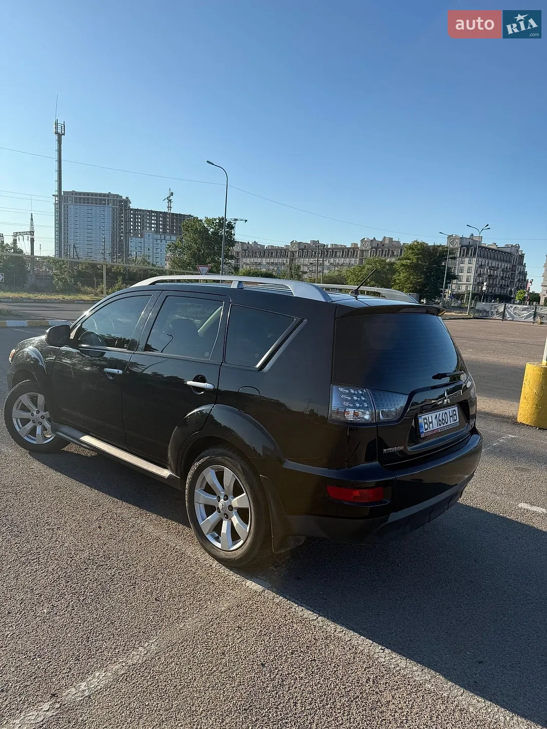 2010 Mitsubishi Outlander - мініатюра 13