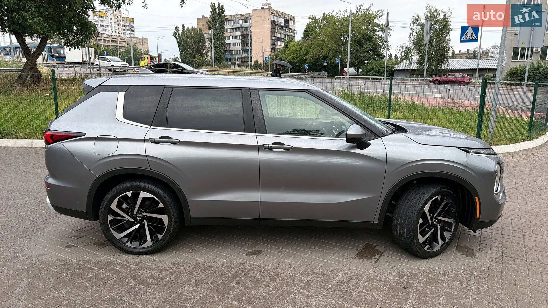 2022 Mitsubishi Outlander - мініатюра 4