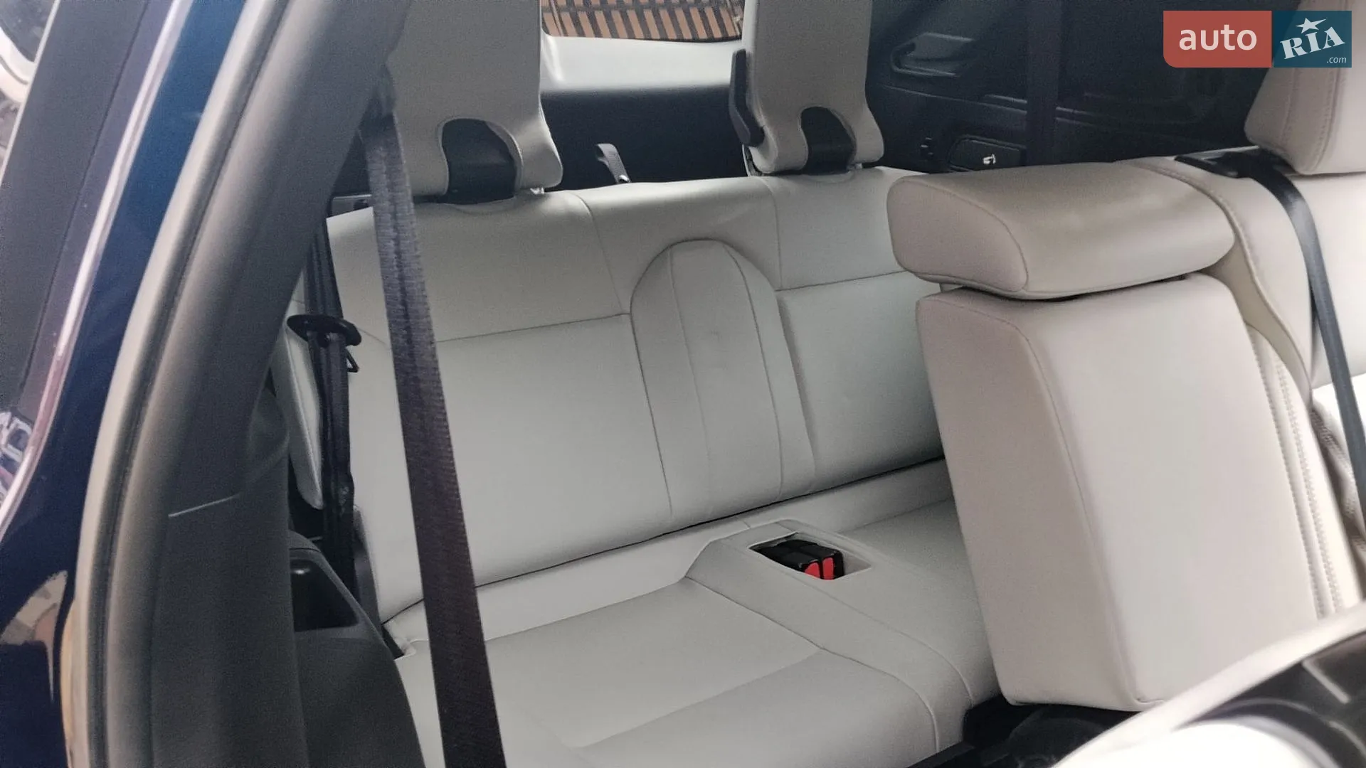 2025 Mitsubishi Outlander - мініатюра 30