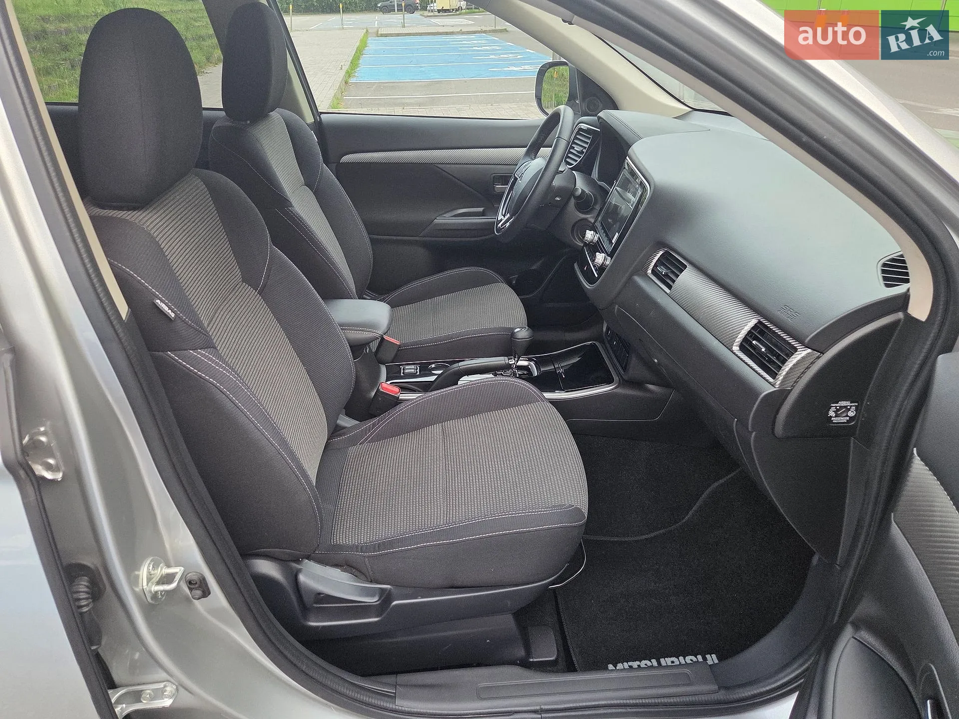 2021 Mitsubishi Outlander - мініатюра 27