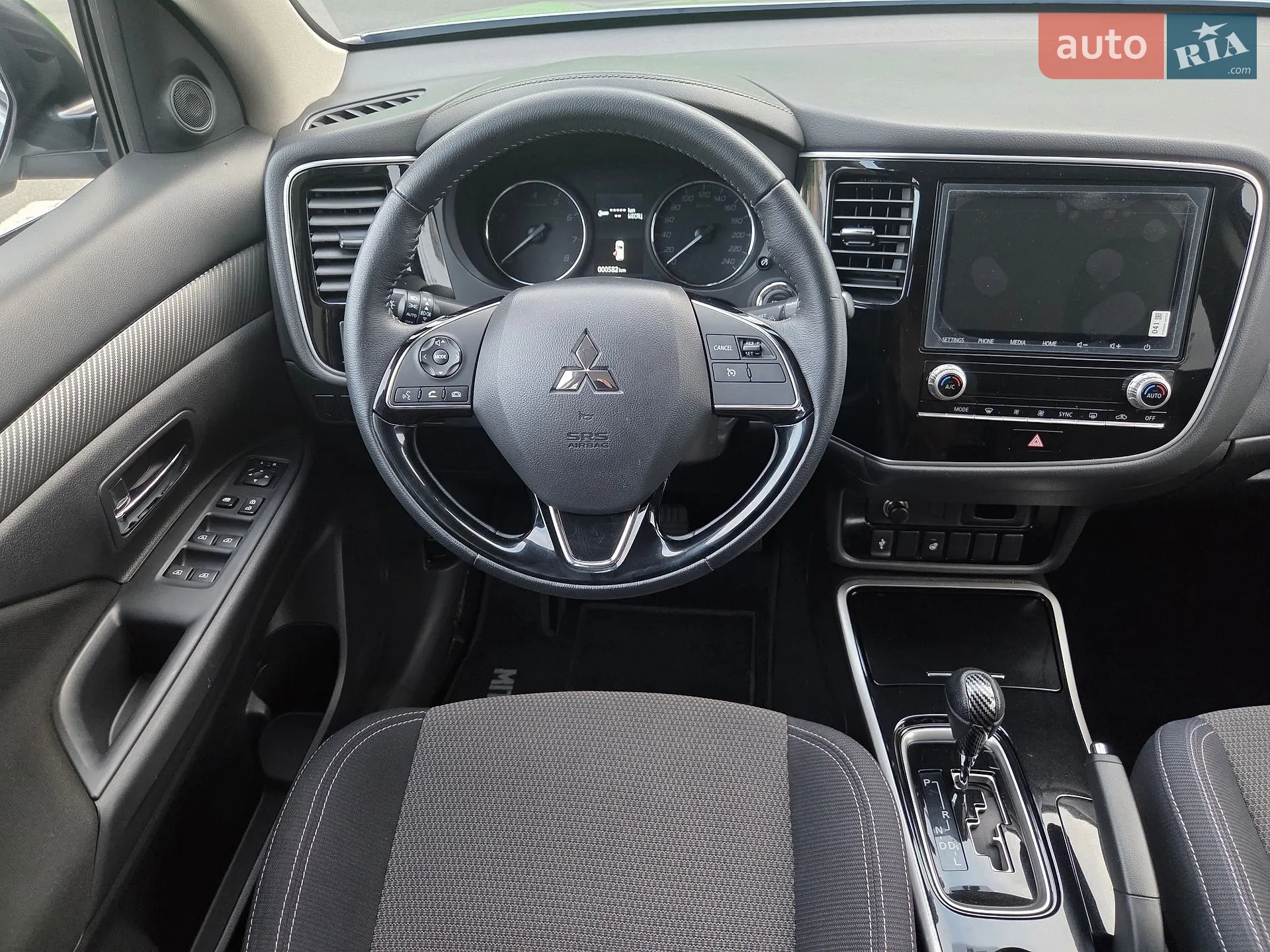 2021 Mitsubishi Outlander - мініатюра 30
