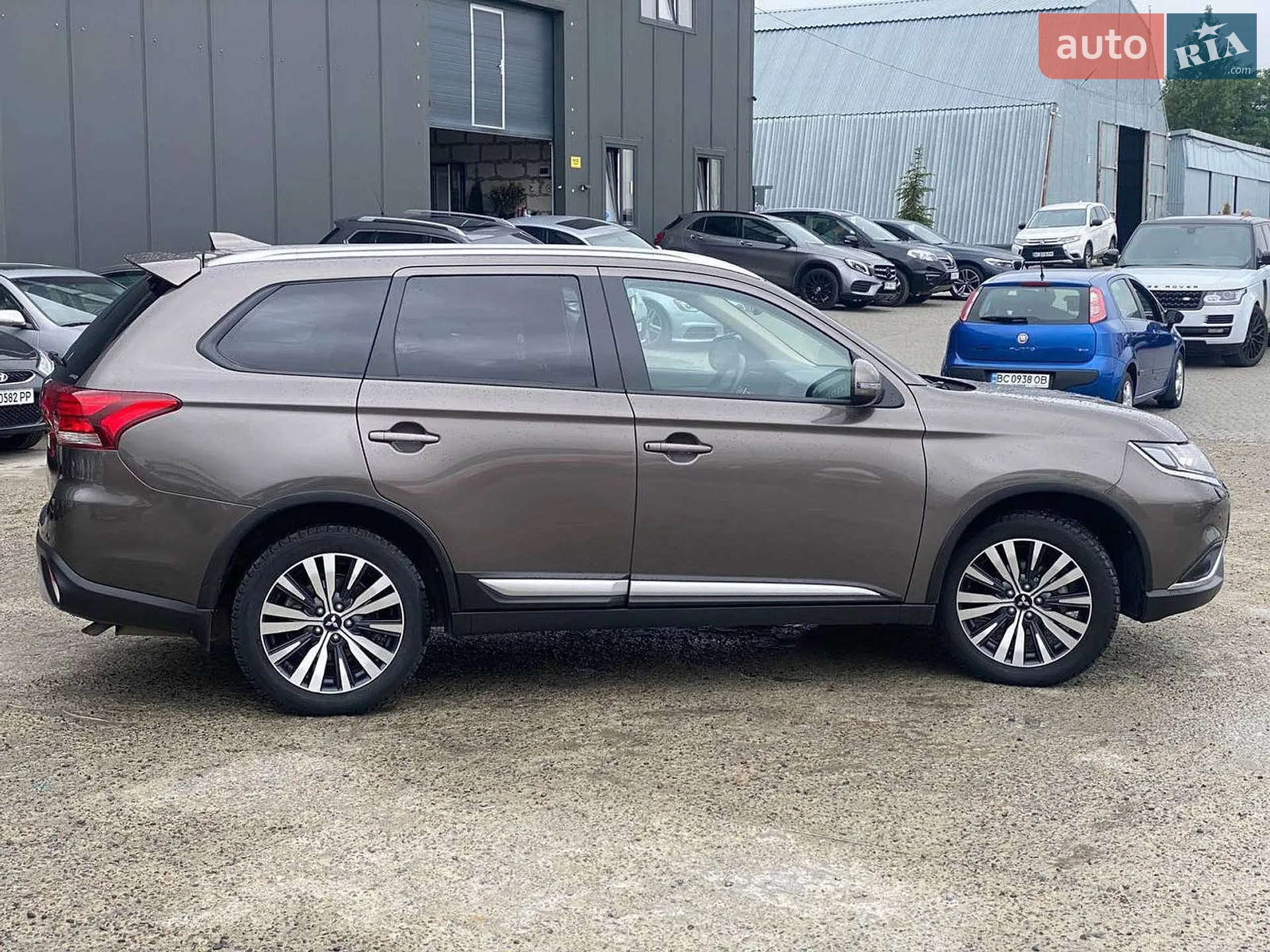2019 Mitsubishi Outlander - мініатюра 5