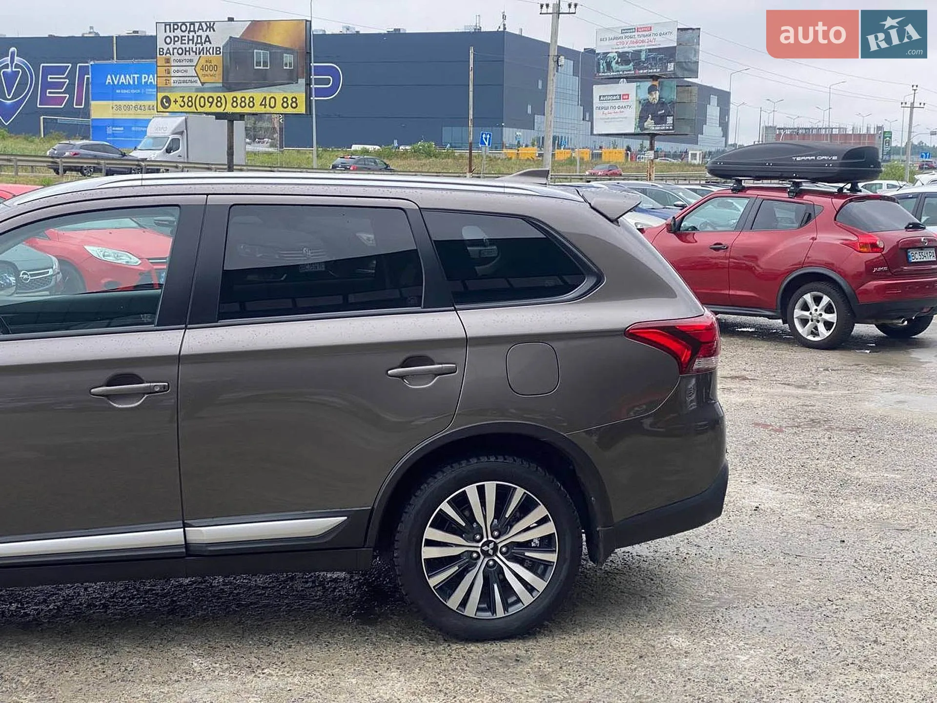 2019 Mitsubishi Outlander - мініатюра 11