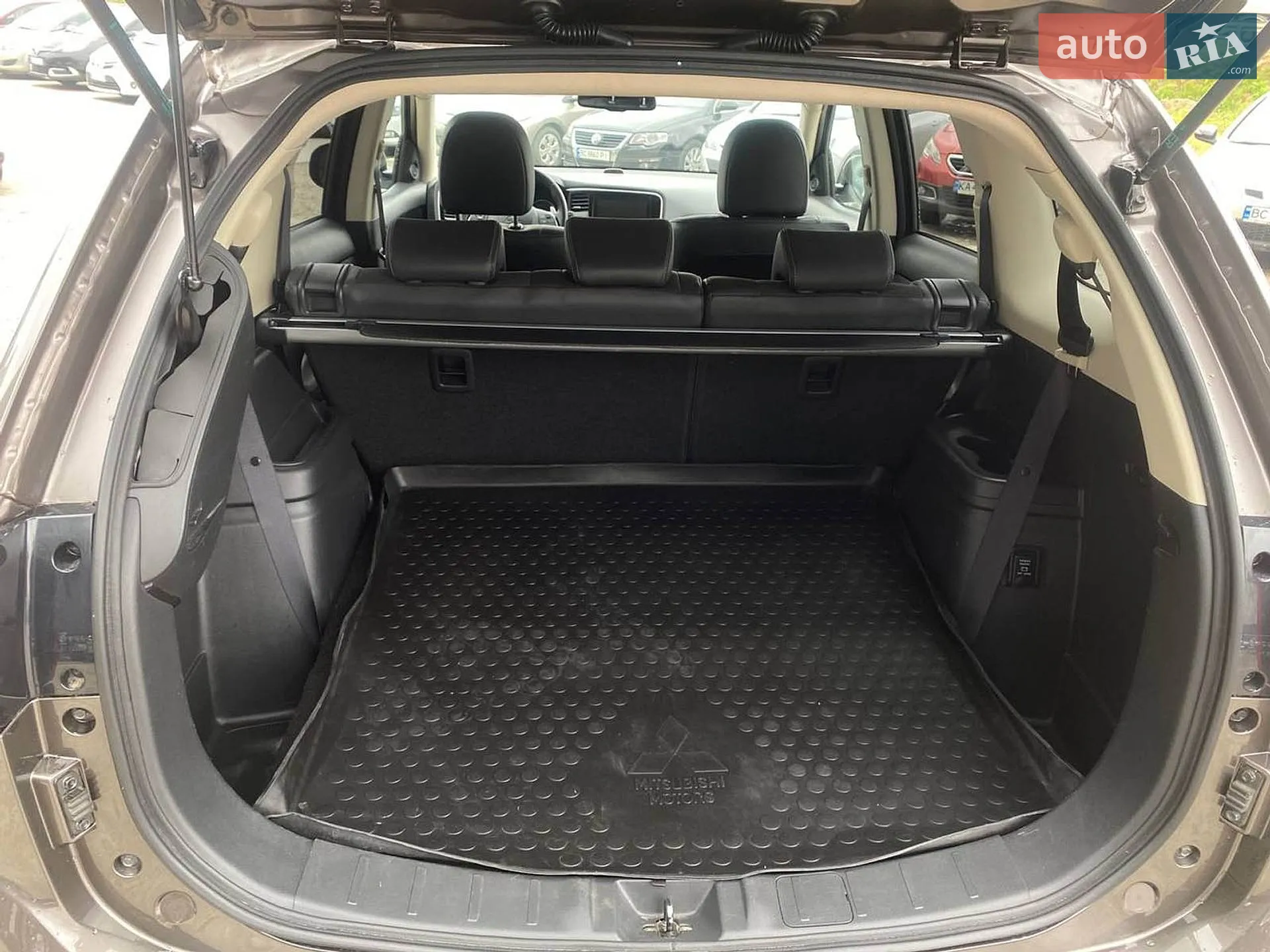 2019 Mitsubishi Outlander - мініатюра 18