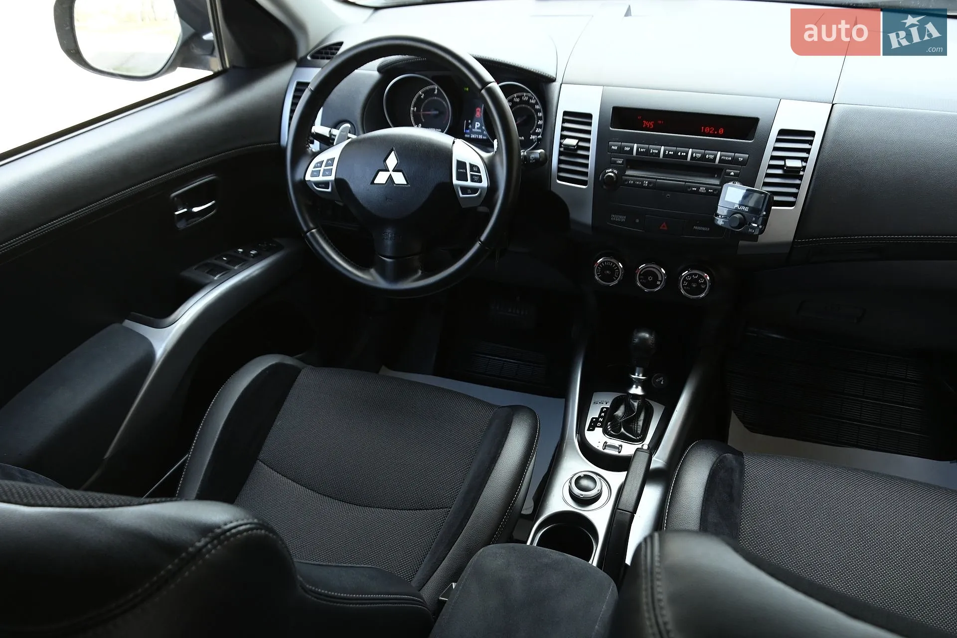 2010 Mitsubishi Outlander - мініатюра 29