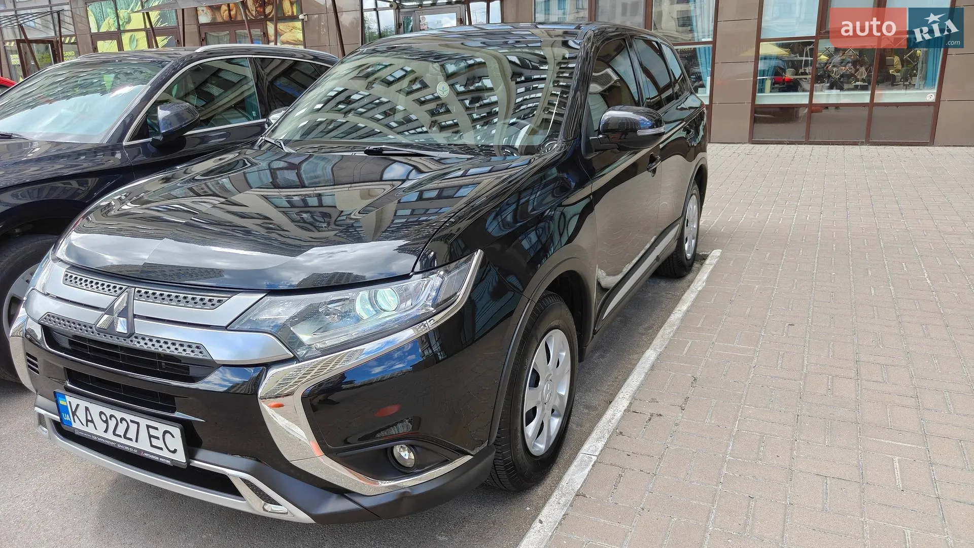2021 Mitsubishi Outlander - мініатюра 80