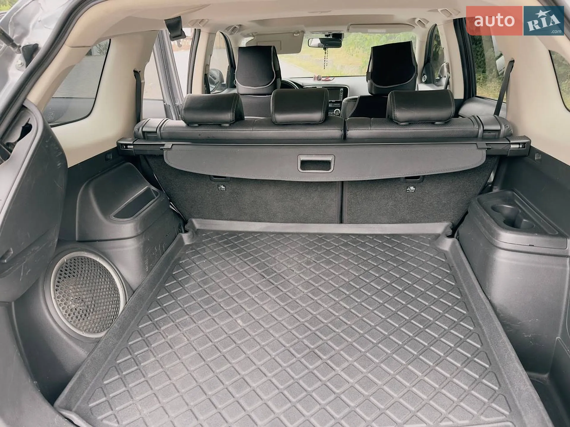 2014 Mitsubishi Outlander - мініатюра 6