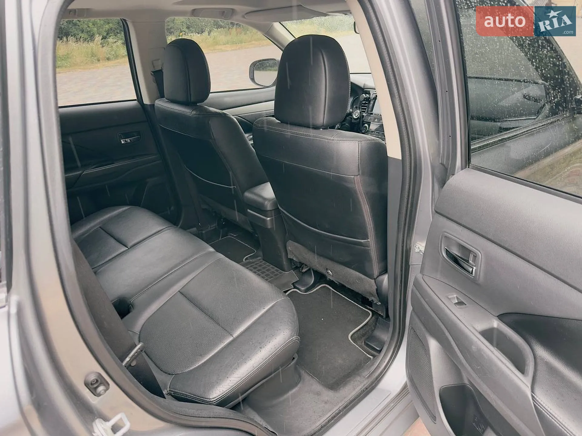2014 Mitsubishi Outlander - мініатюра 10