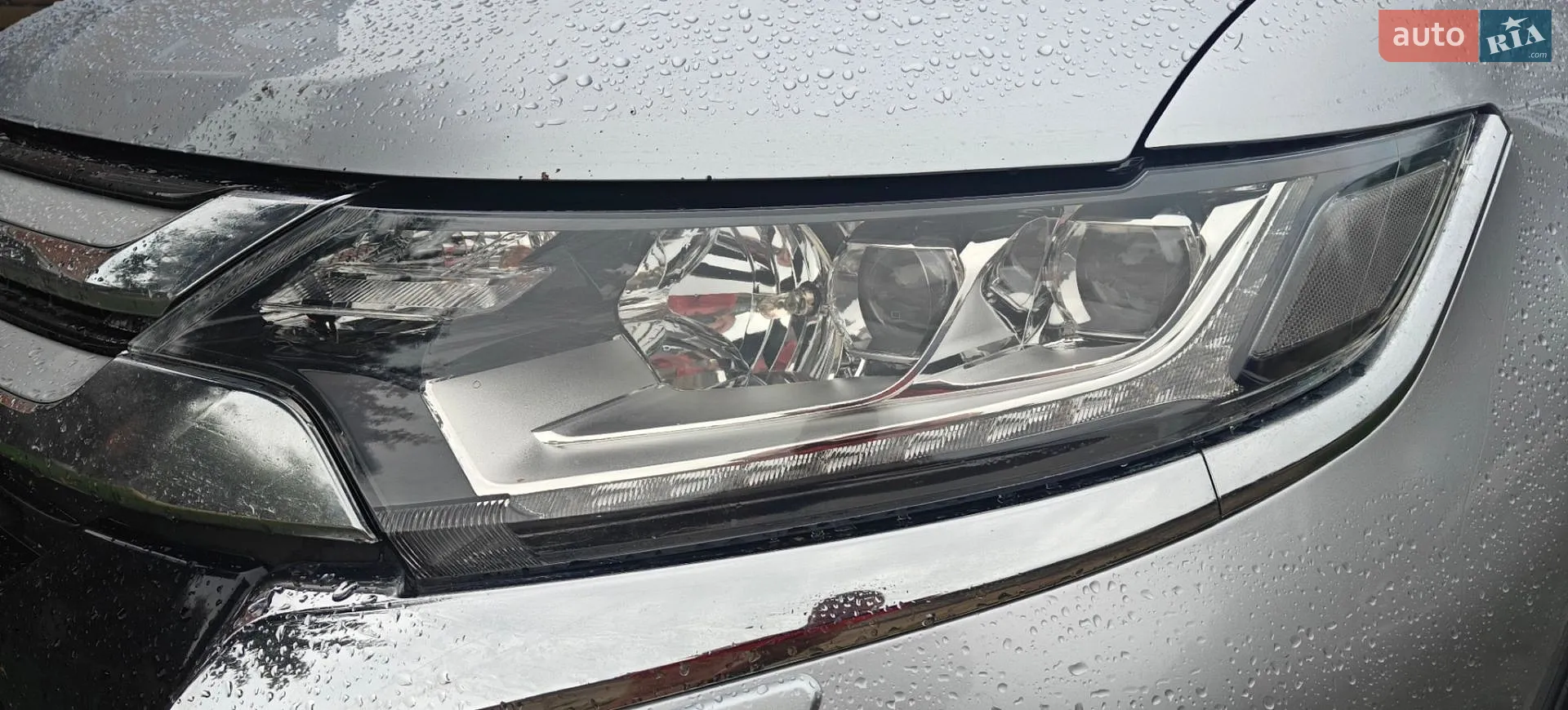 2016 Mitsubishi Outlander - мініатюра 18