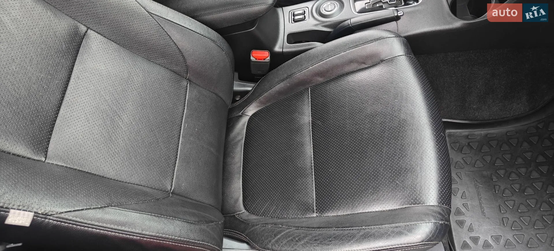 2016 Mitsubishi Outlander - мініатюра 26