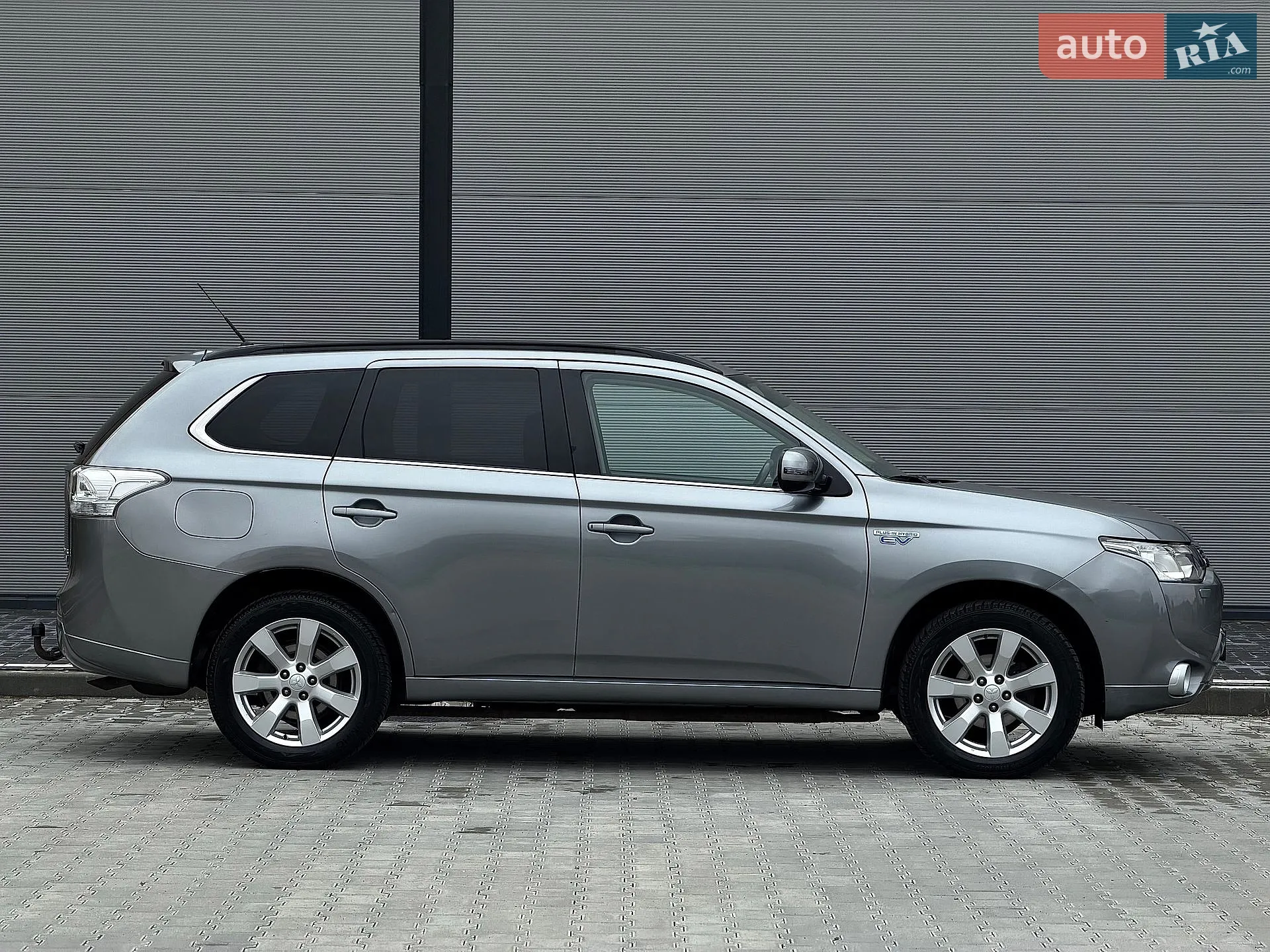 2013 Mitsubishi Outlander - мініатюра 15