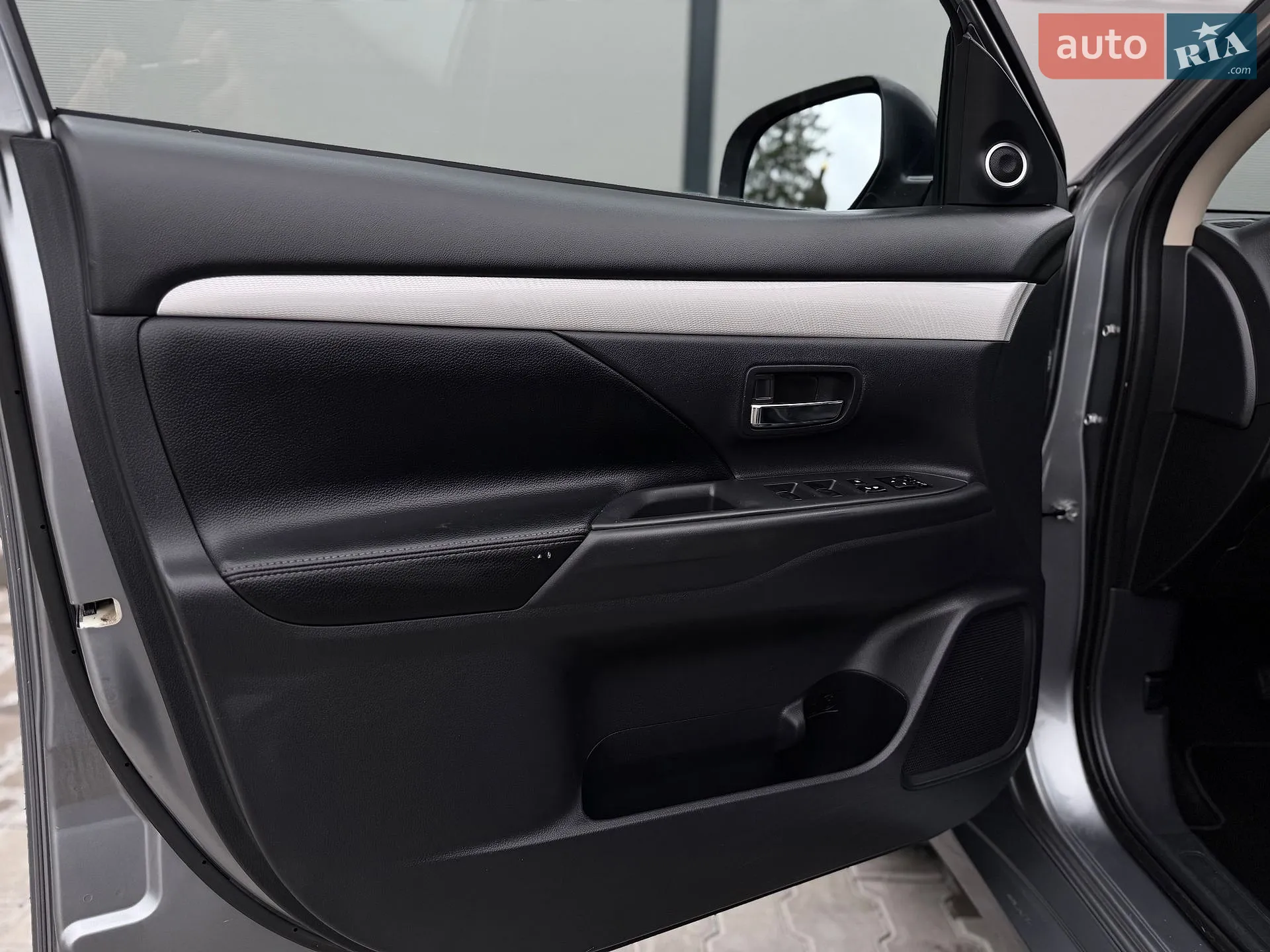 2013 Mitsubishi Outlander - мініатюра 19