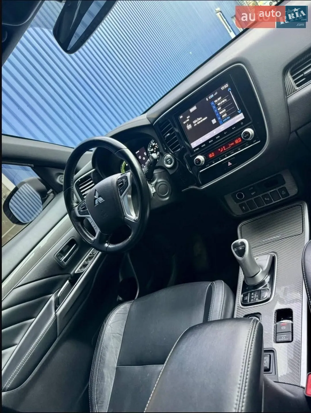 2020 Mitsubishi Outlander - мініатюра 48