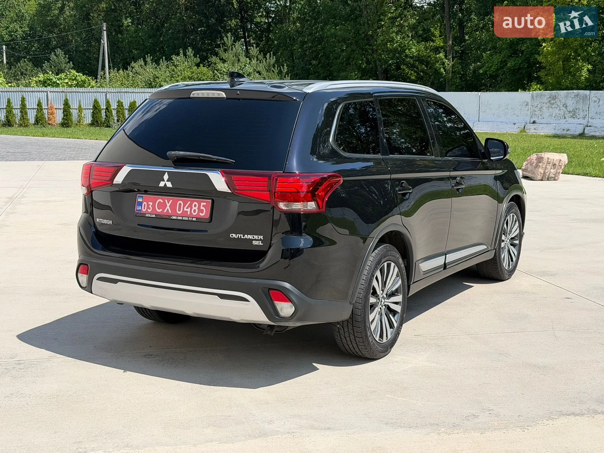 2019 Mitsubishi Outlander - мініатюра 16