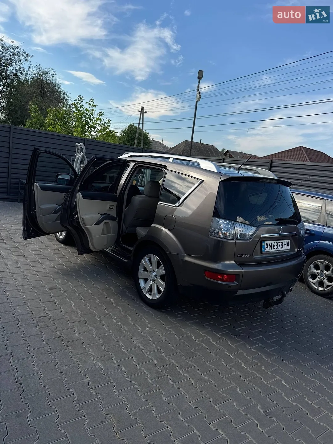 2010 Mitsubishi Outlander - мініатюра 2