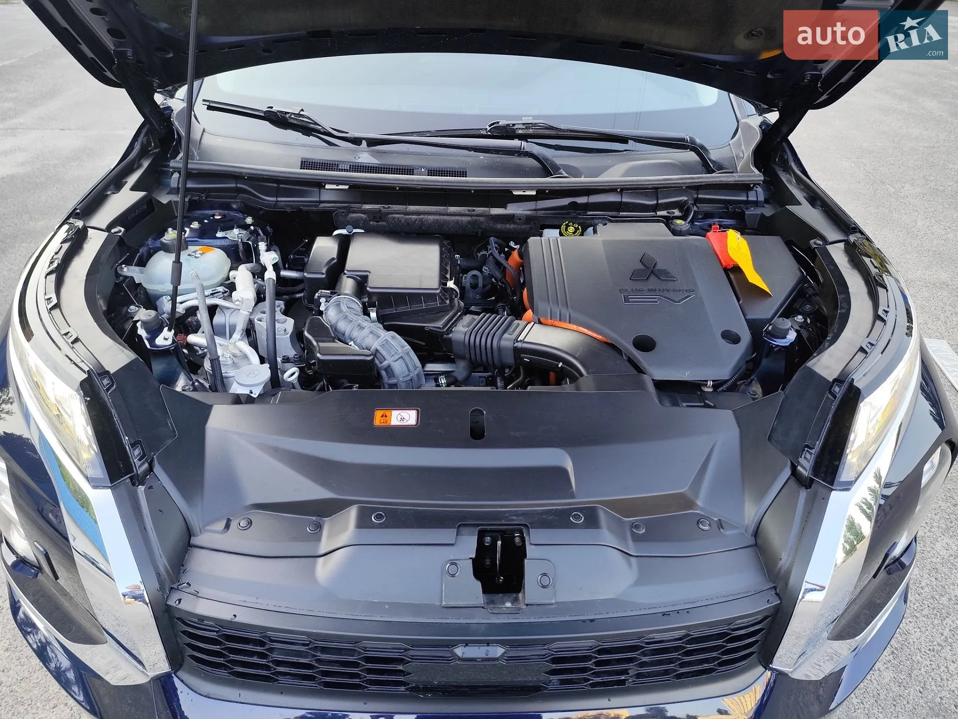 2025 Mitsubishi Outlander - мініатюра 33