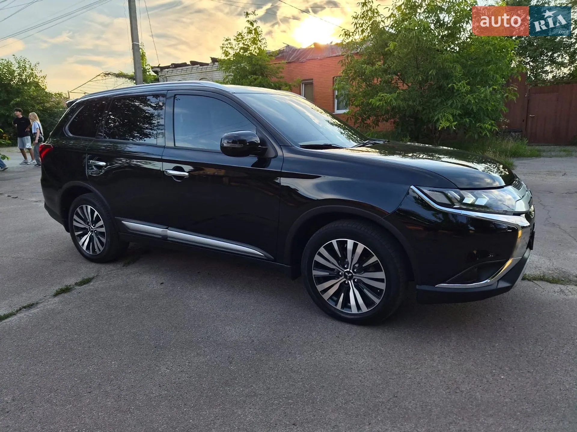 2019 Mitsubishi Outlander - мініатюра 16