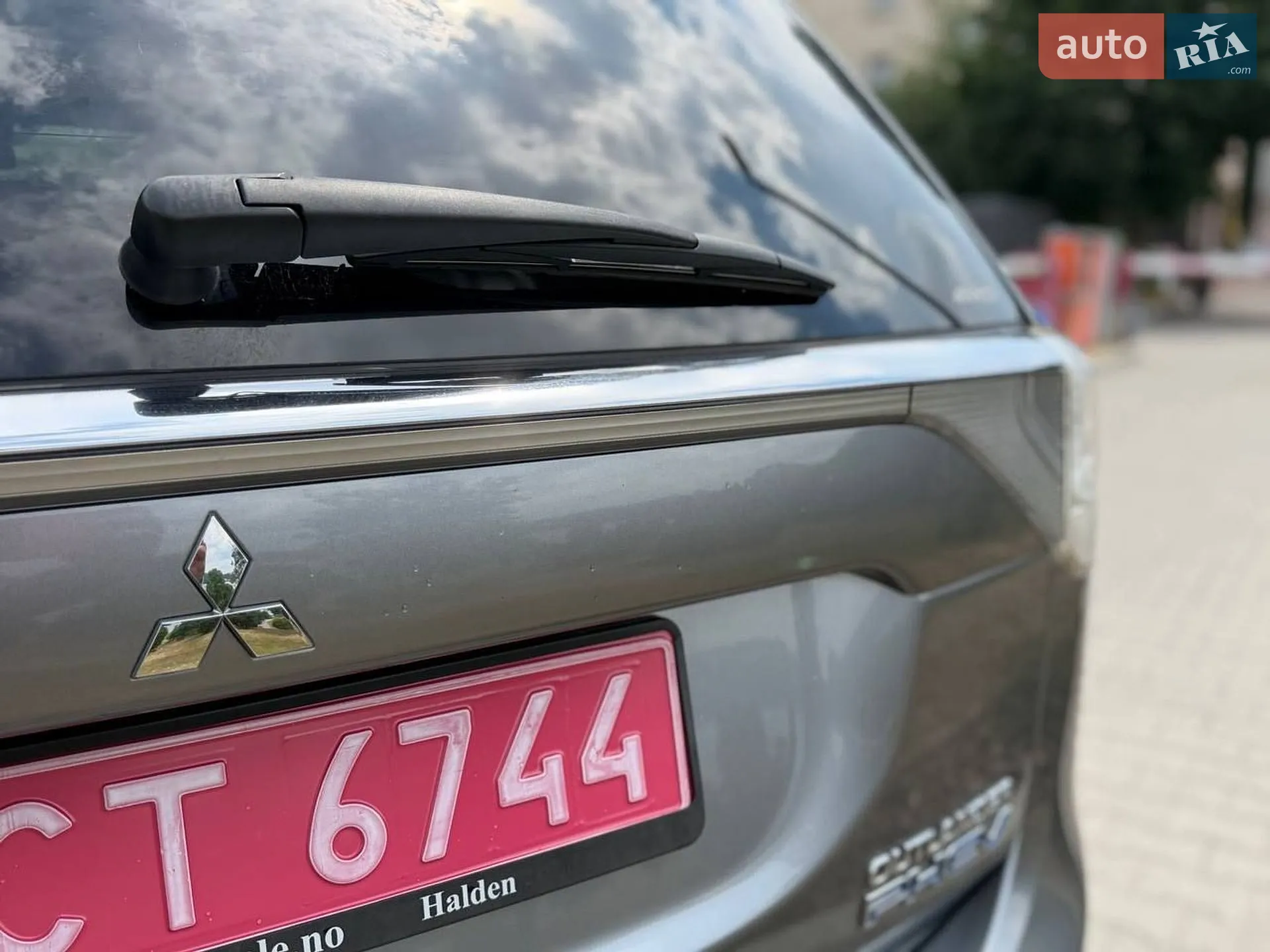 2014 Mitsubishi Outlander - мініатюра 19