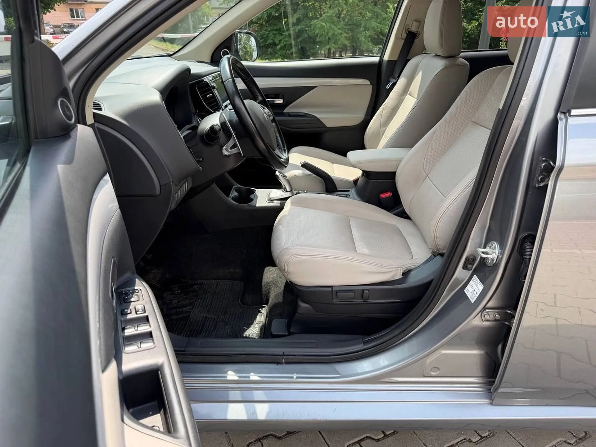 2014 Mitsubishi Outlander - мініатюра 50