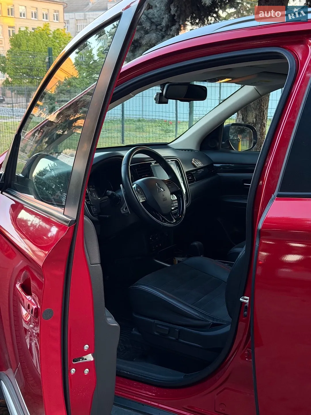 2019 Mitsubishi Outlander - мініатюра 10