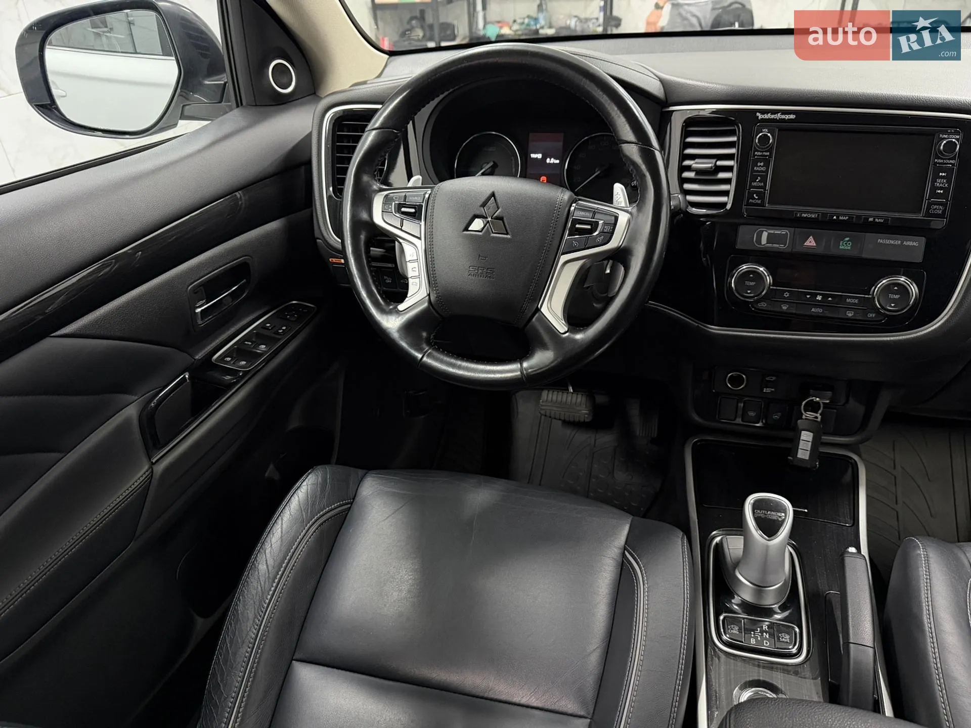 2016 Mitsubishi Outlander - мініатюра 48