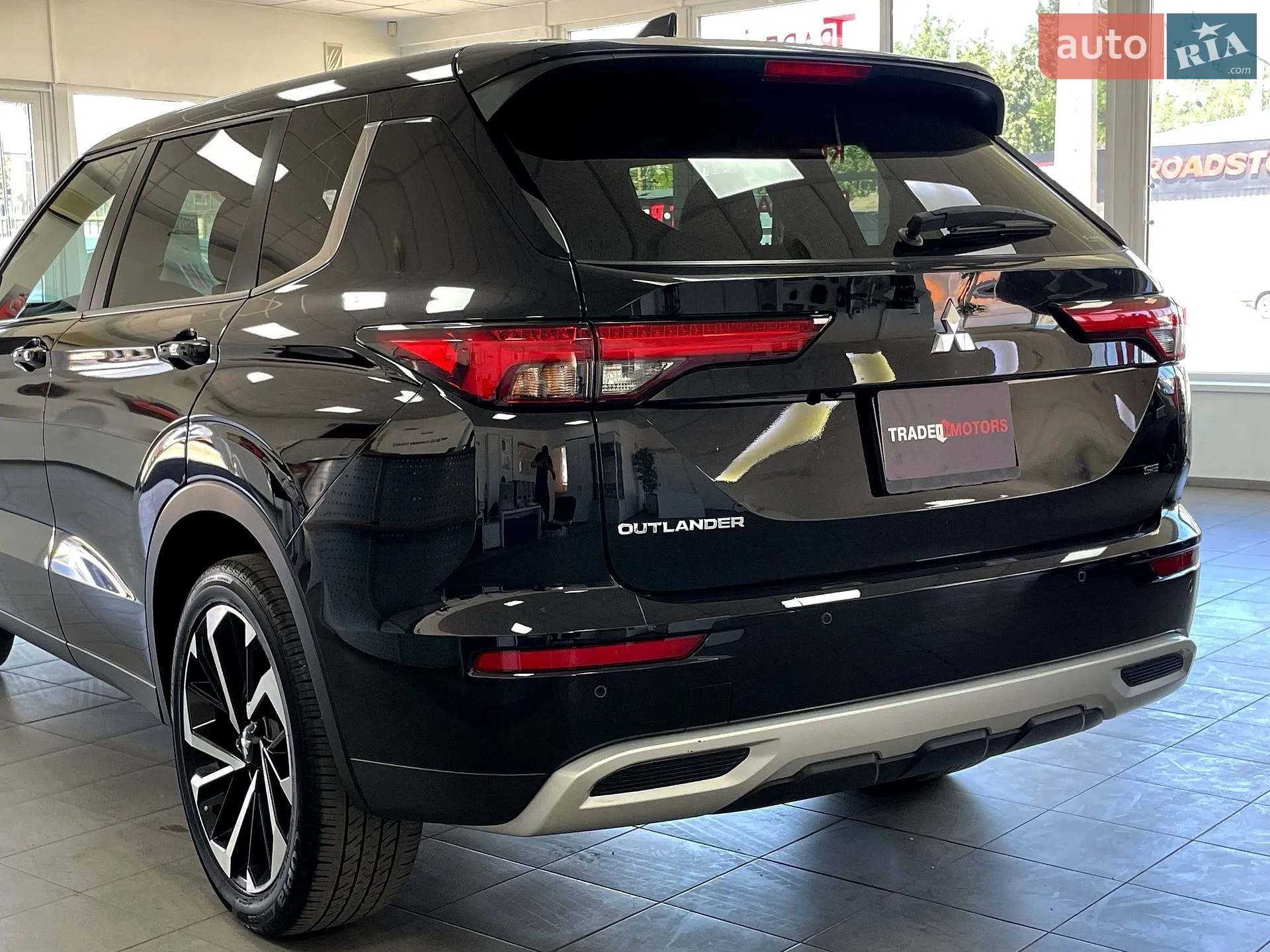 2022 Mitsubishi Outlander - мініатюра 9