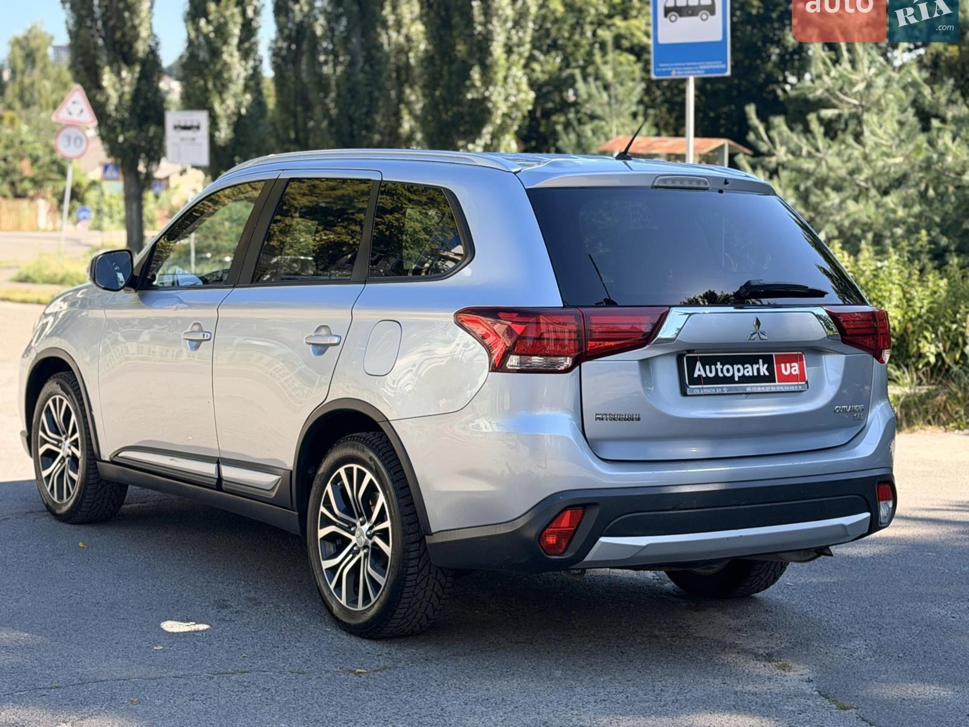 2015 Mitsubishi Outlander - мініатюра 5