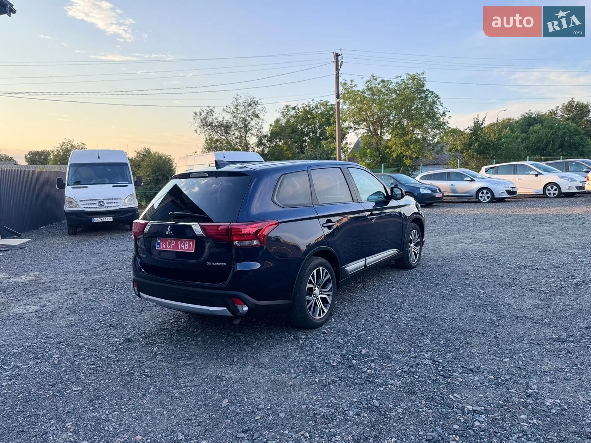 2016 Mitsubishi Outlander - мініатюра 17