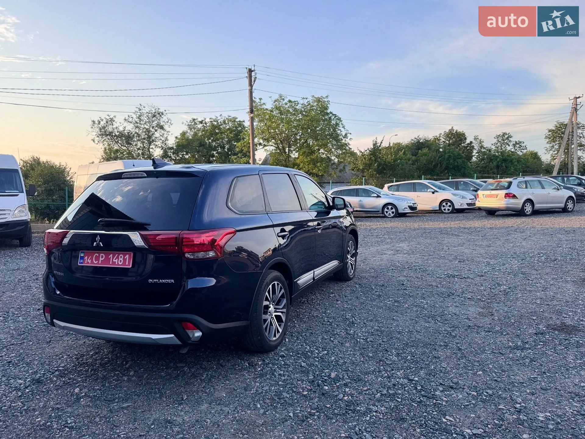 2016 Mitsubishi Outlander - мініатюра 19