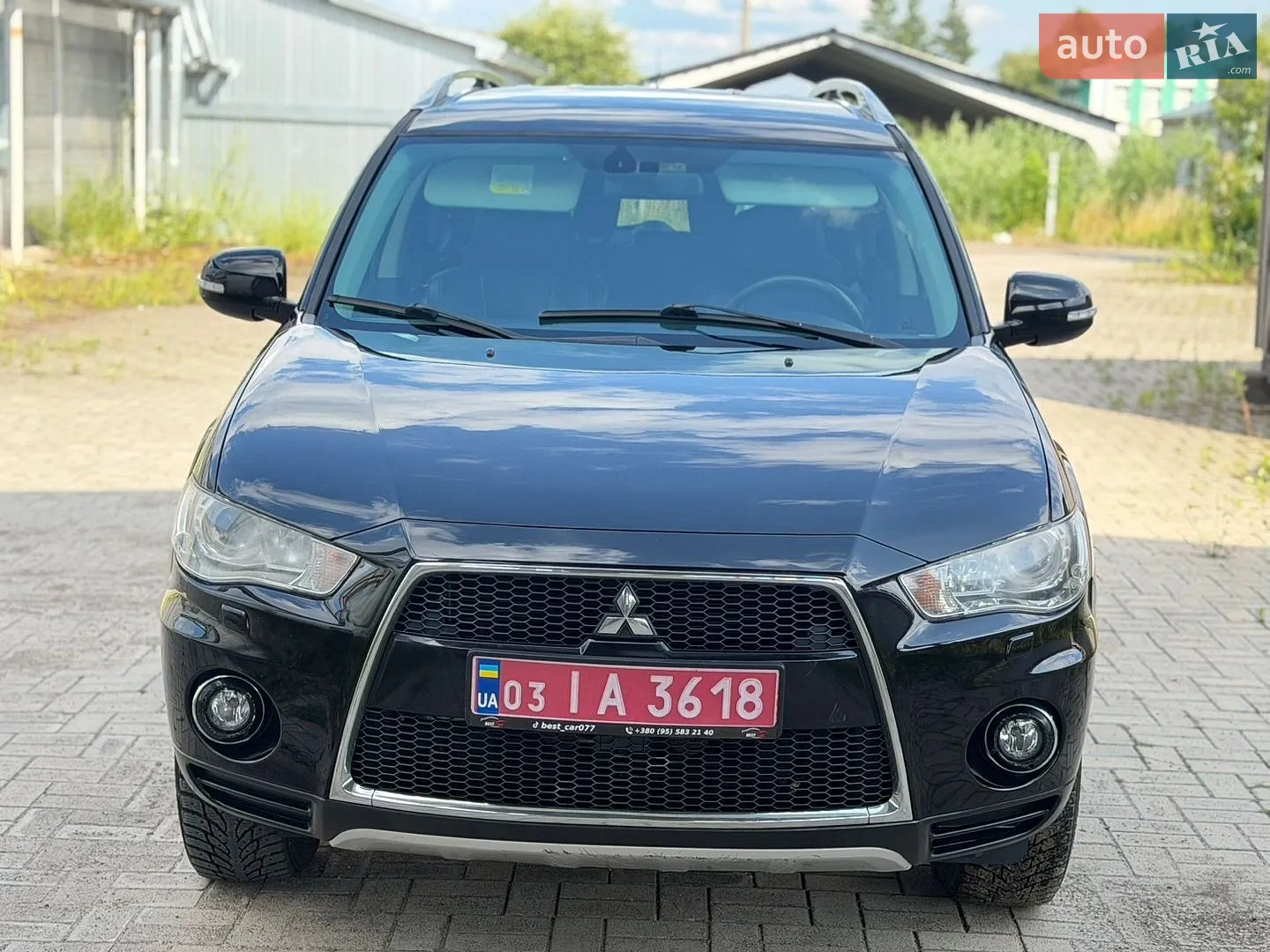 2010 Mitsubishi Outlander - мініатюра 2