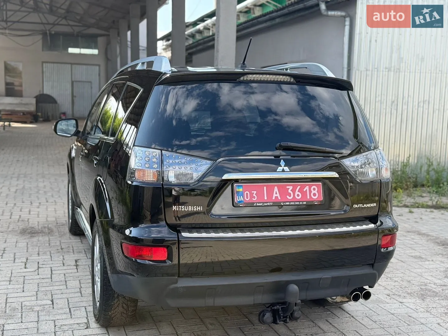 2010 Mitsubishi Outlander - мініатюра 11