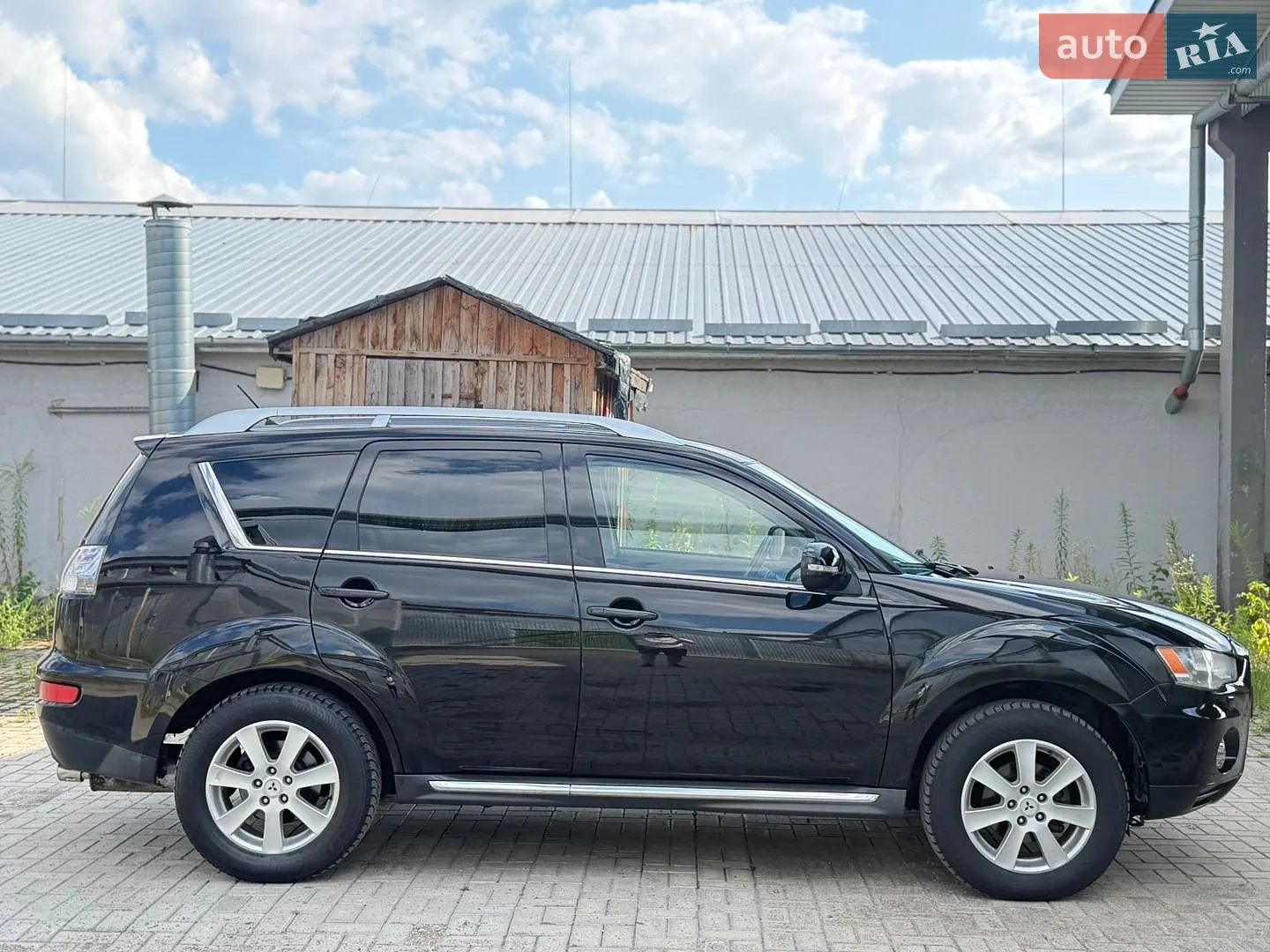 2010 Mitsubishi Outlander - мініатюра 15