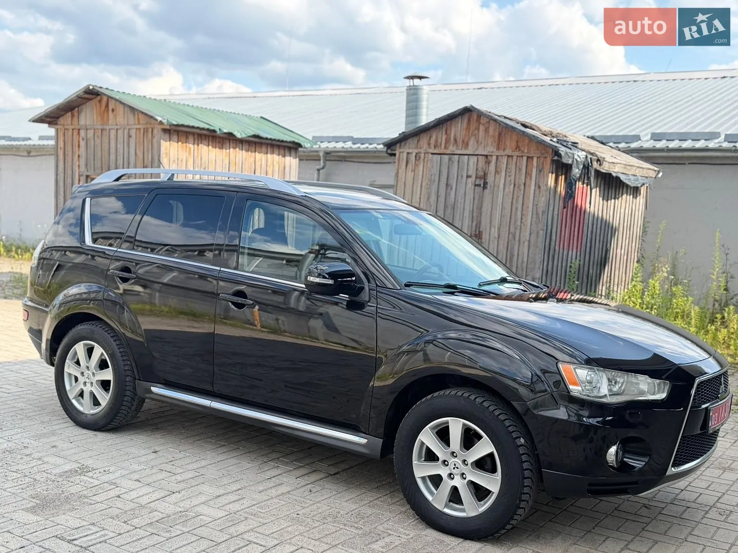 2010 Mitsubishi Outlander - мініатюра 16