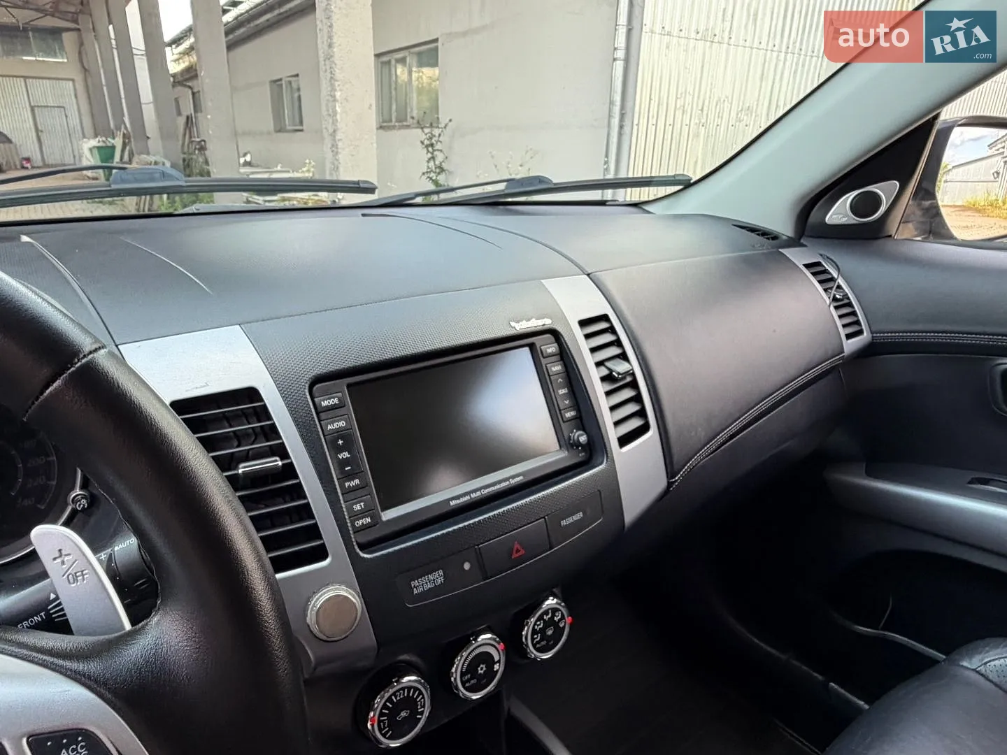 2010 Mitsubishi Outlander - мініатюра 24