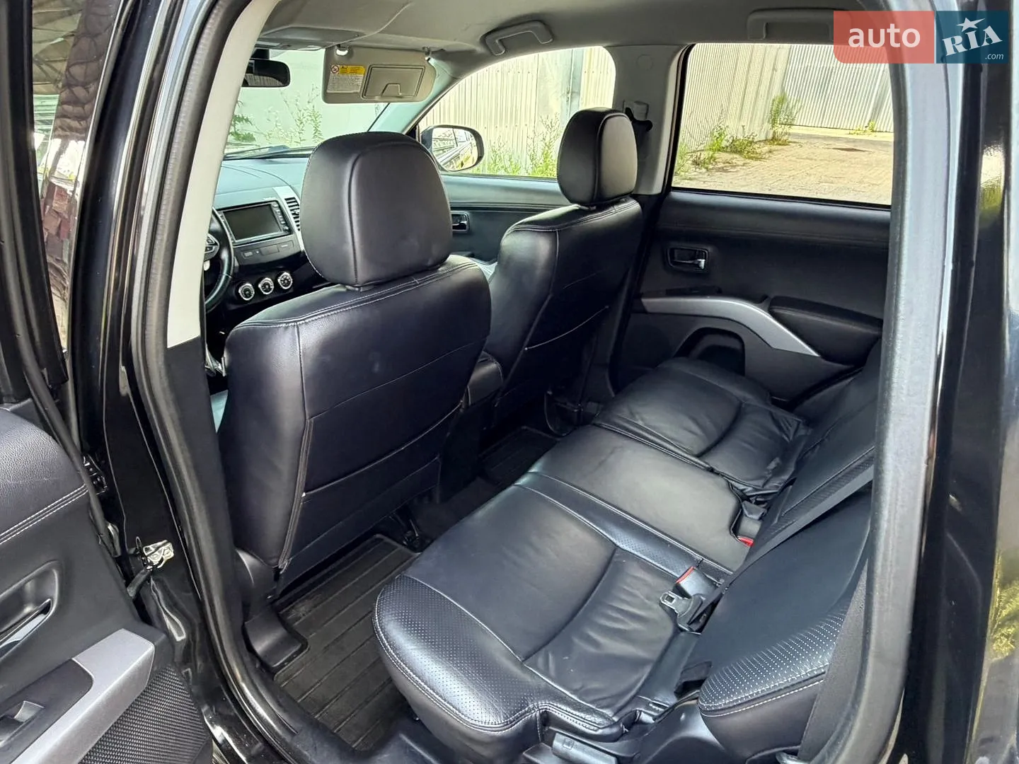 2010 Mitsubishi Outlander - мініатюра 30