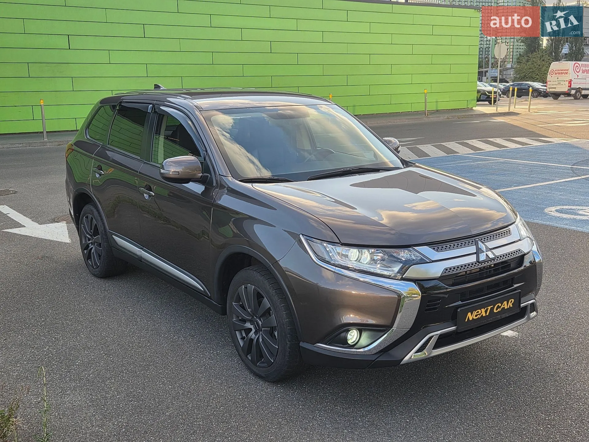 2021 Mitsubishi Outlander - мініатюра 7