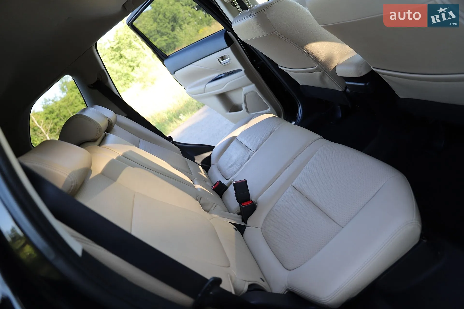 2016 Mitsubishi Outlander - мініатюра 92