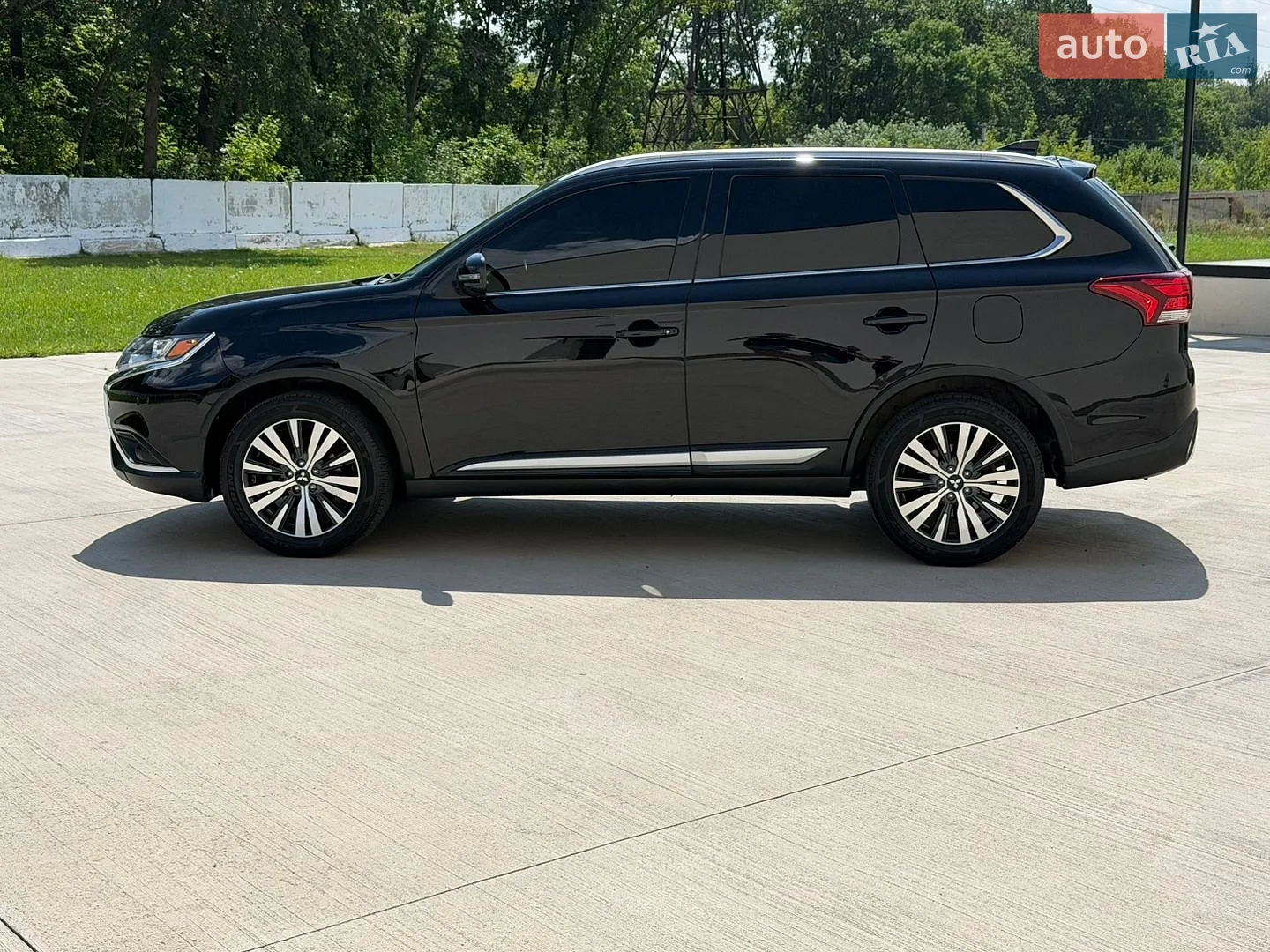 2019 Mitsubishi Outlander - мініатюра 4