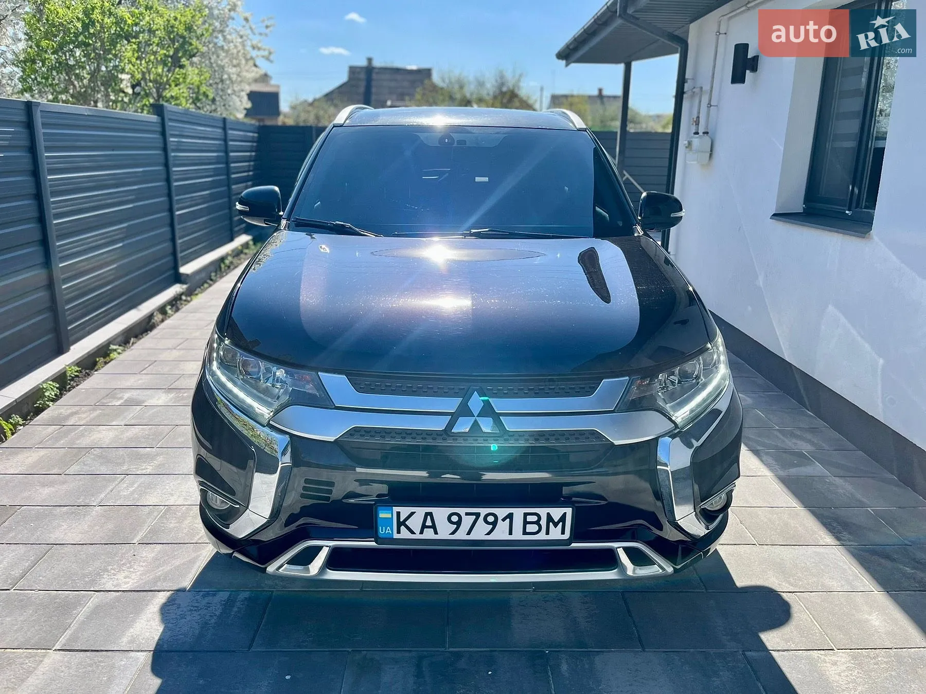 2017 Mitsubishi Outlander - мініатюра 2