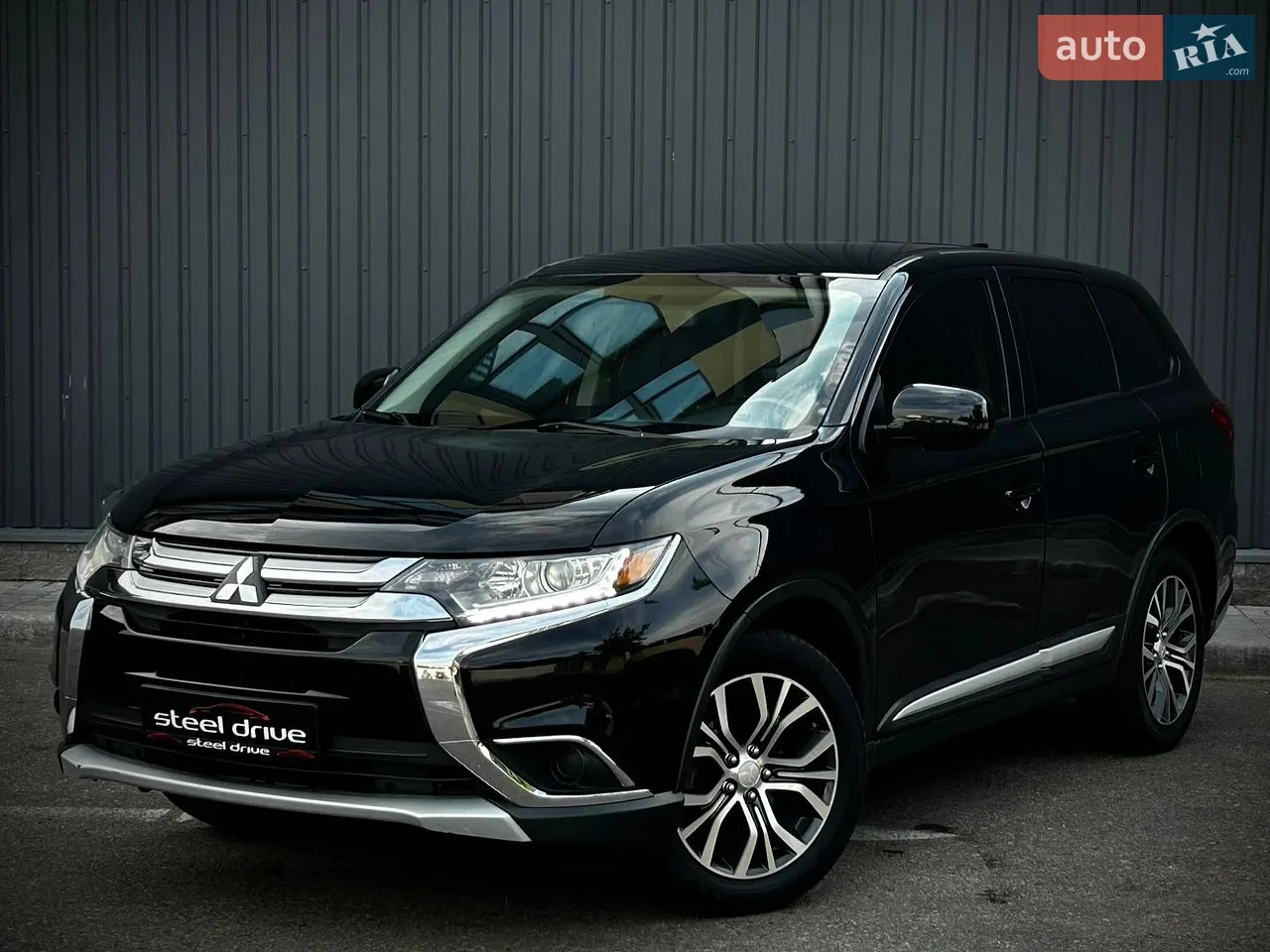 2017 Mitsubishi Outlander - мініатюра 30