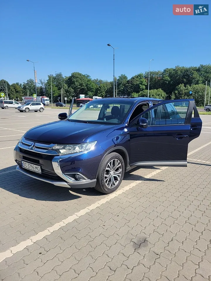 2017 Mitsubishi Outlander - мініатюра 28