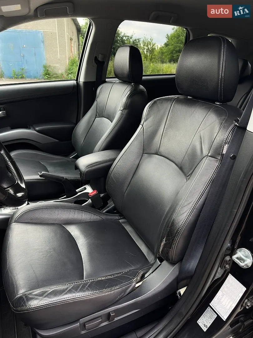 2011 Mitsubishi Outlander - мініатюра 46