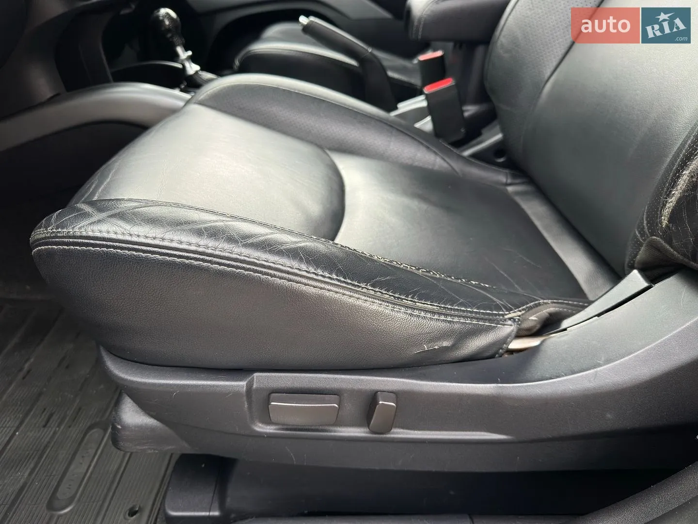 2011 Mitsubishi Outlander - мініатюра 47