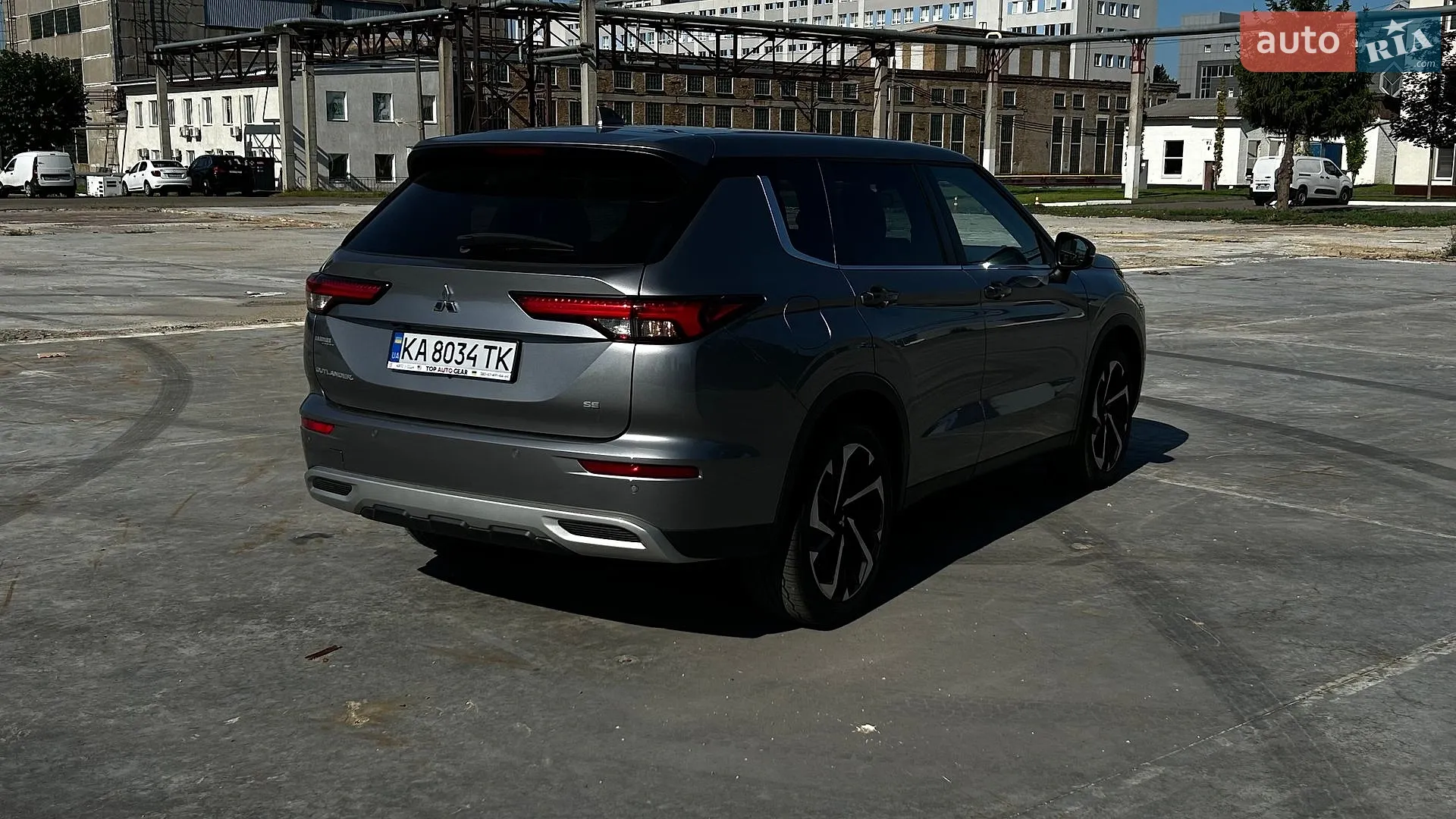 2022 Mitsubishi Outlander - мініатюра 10